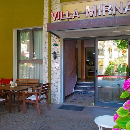 רימיני Villa Mirna מראה חיצוני תמונה